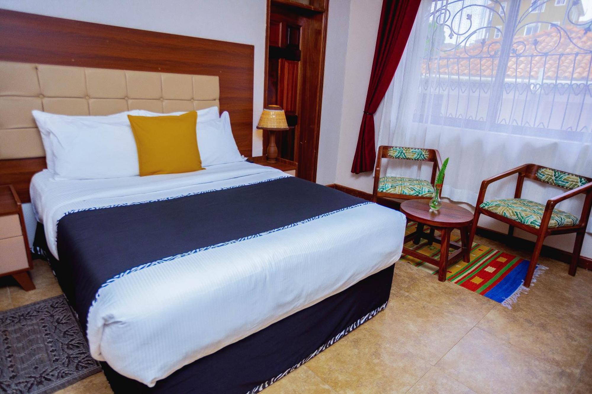 Gazelle Guest House Kampala Exteriör bild